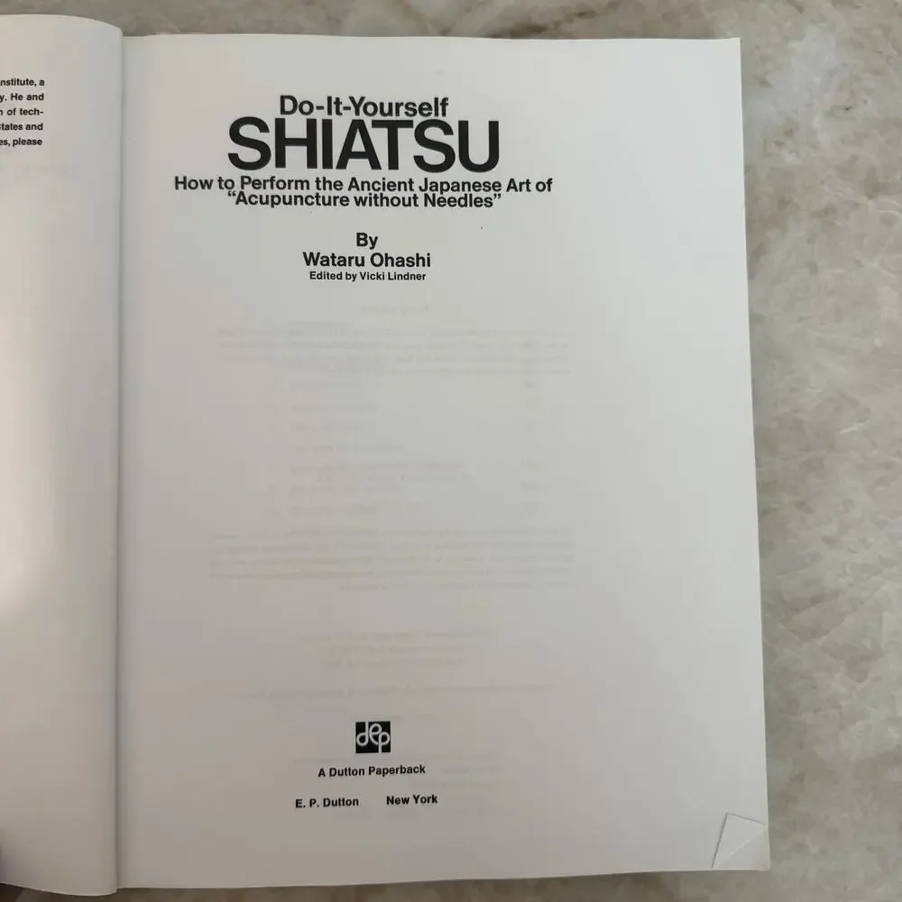 Do It Yourself Shiatsu by Wataru Ohashi 1967 Paperback Self Help Vintage